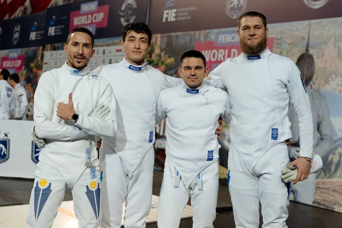 Стартовал чемпионат Азии по фехтованию