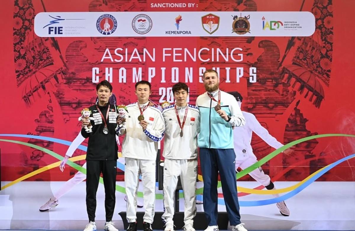Вадим Шарлаимов завоевал бронзу на чемпионате Азии по фехтованию